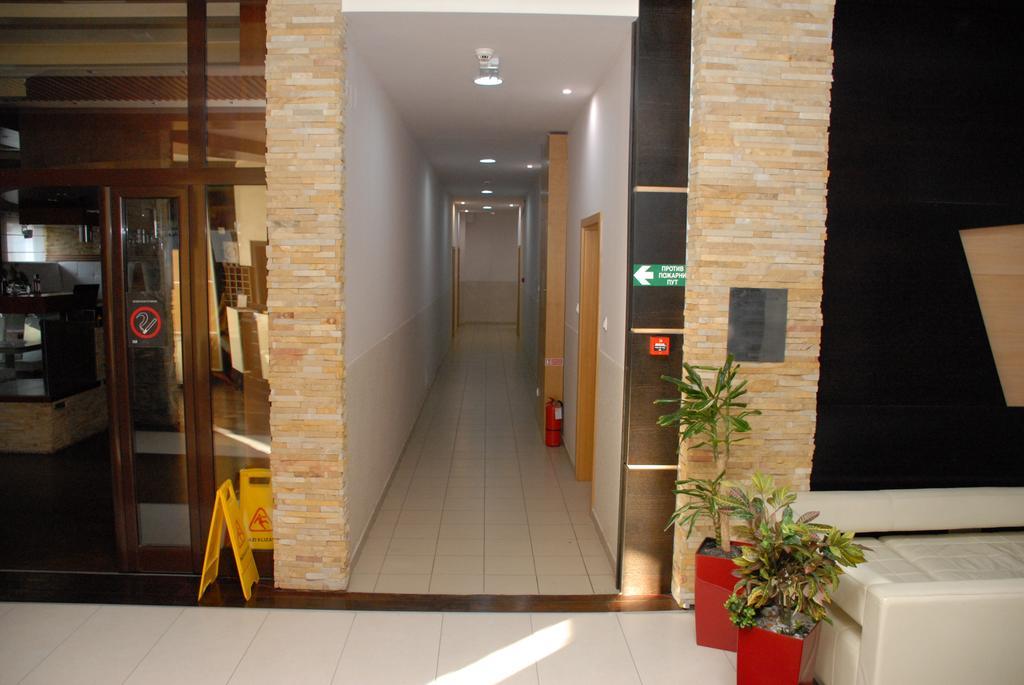 קופאוניק Apartments Mitic מראה חיצוני תמונה